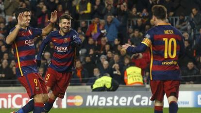 El Bar&ccedil;a celebra un gol de Messi.