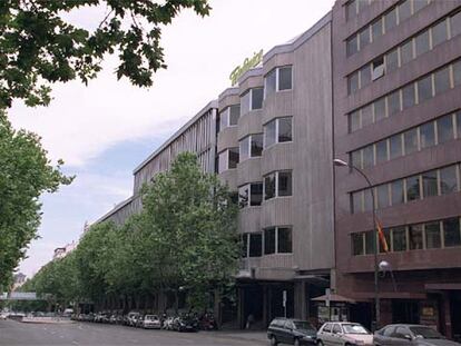 Edificio de Telefónica de la calle de Ríos Rosas, en Madrid.