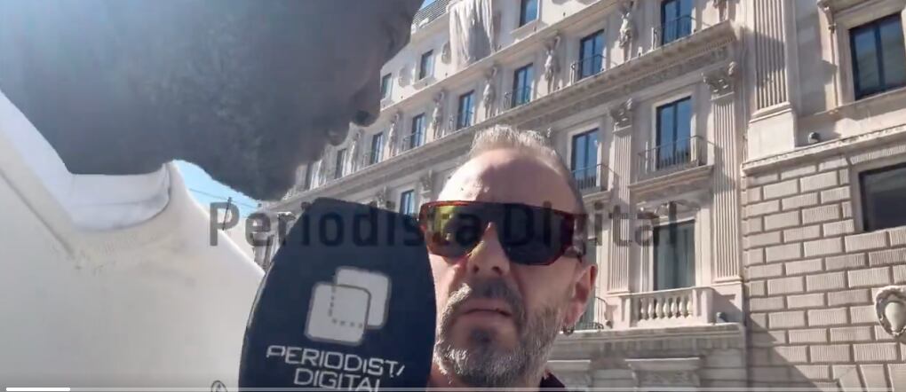 The journalist Antonio Maestre denounces an aggression for an ultra agitator at the gates of Congress | Spain
