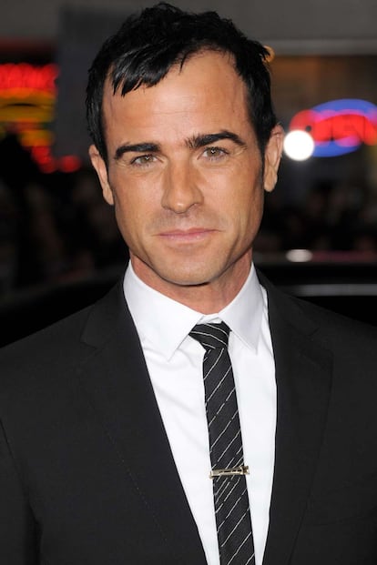 Parece que lucir moreno es cosa de pareja. Justin Theroux no sólo comparte besos y miradas con Jennifer Aniston, también bronceado.