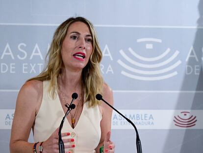 María Guardiola, presidenta del PP extremeño, en una rueda de prensa el día 21.