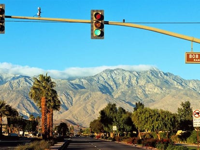 Avenida característica de Palm Springs, dedicada a Bob Hope.