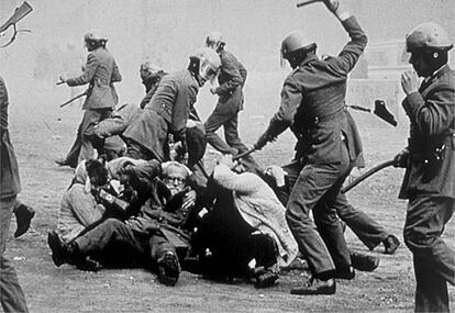 Represión policial en Barcelona. 1976.