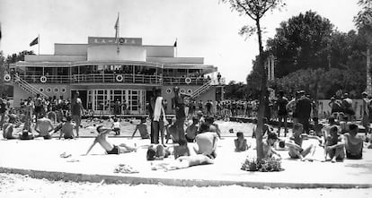 La Isla fue una de las primeras piscinas p&uacute;blicas de Madrid. 