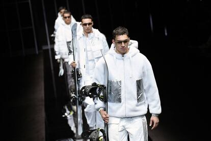 Imagen del último desfile masculino de Emporio Armani celebrado hace unos días en Milan.
