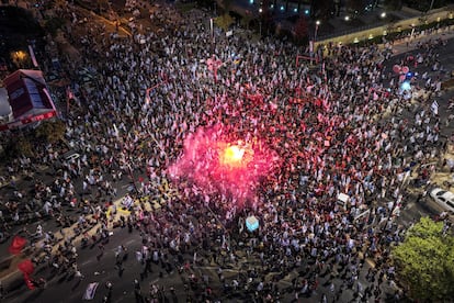 An aerial view shows protesters during a demonstration following a parliament vote on a contested bill that limits Supreme Court powers to void some government decisions, in Jerusalem July 24, 202