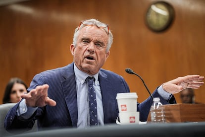El secretario de Salud, Robert F. Kennedy Jr., en una comparecencia en el Senado el pasado 20 de mayo.