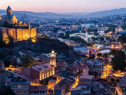 La fortaleza de Narikala, en Tbilisi, capital de Georgia.