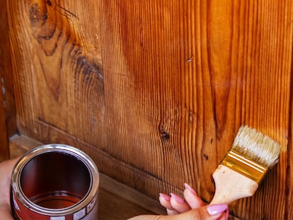 Aceite para teca: pon tus muebles a punto para disfrutar de la llegada del buen tiempo