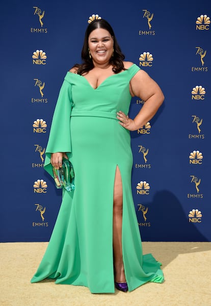 Britney Young, parte del elenco de Glow, la serie de luchadoras de Netflix nominada a mejor comedia.