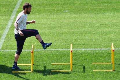 De Rossi, durante un entrenamiento con la Roma.