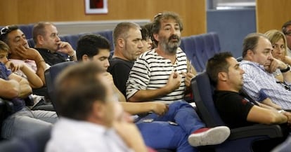 Representantes de las cofradías de pescadores valencianos ayer en Castellón.