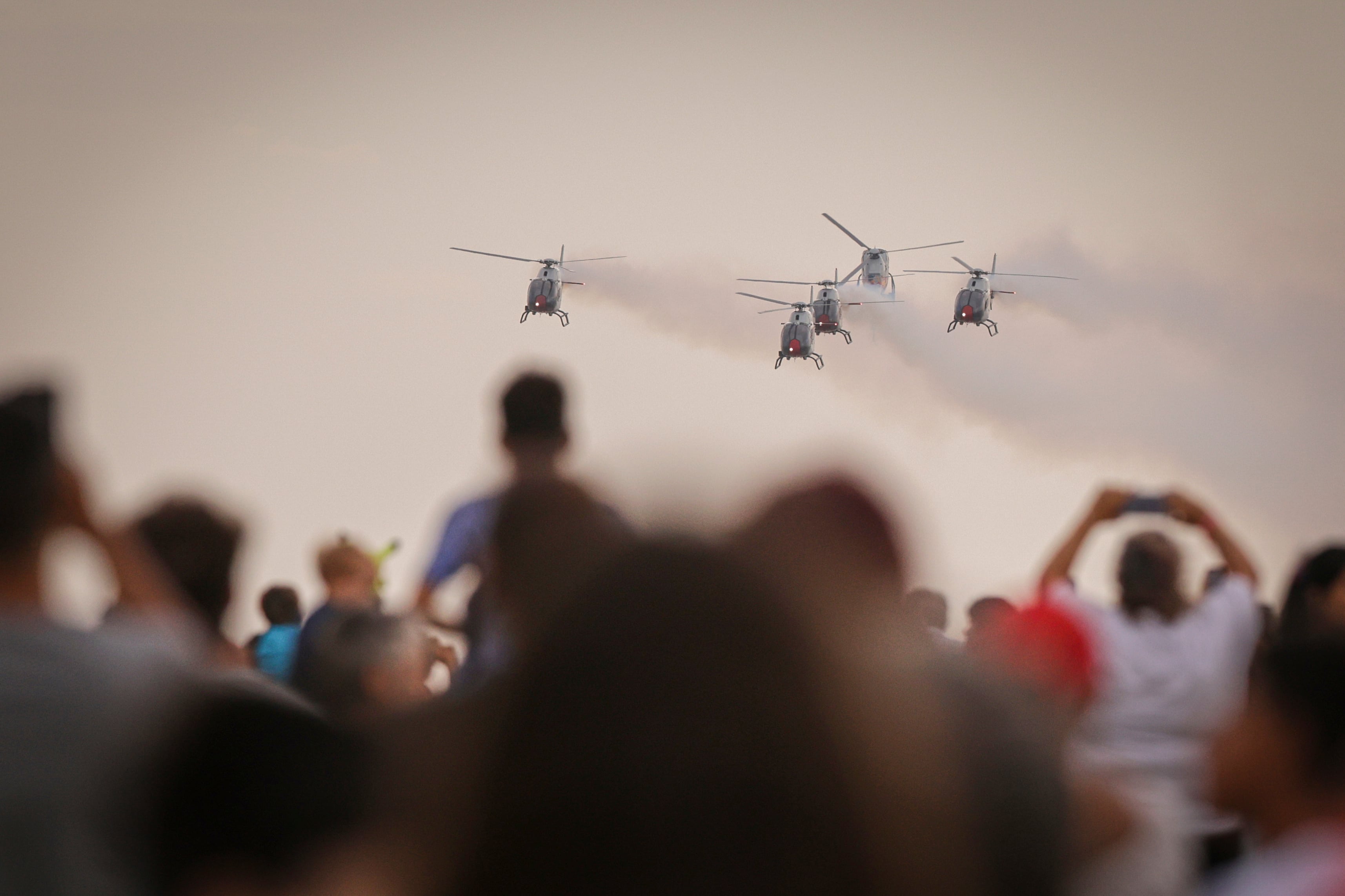 Exhibición aérea en Buenos Aires por los cien años del Plus Ultra, viaje pionero sobre el Atlántico Sur