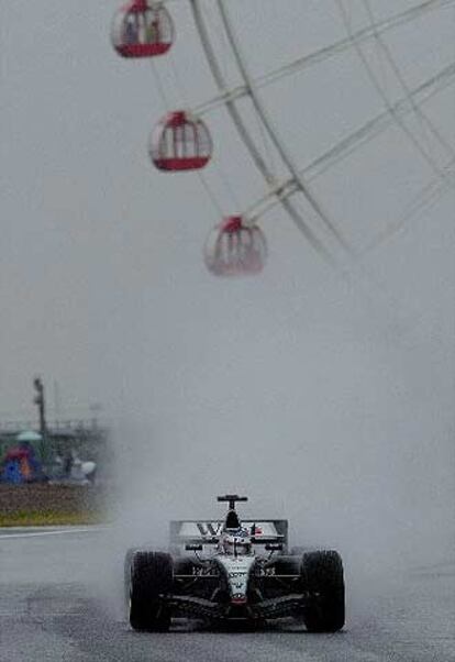 El circuito de Suzuka presentaba este aspecto por la lluvia y estaba casi impracticable.