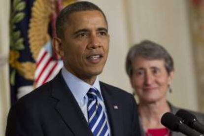 El presidente de EEUU, Barack Obama, habla hoy junto a la nominada Sally Jewell Jewell, de 57 años, para ser la próxima secretaria de Interior en reemplazo del político hispano Ken Salazar.