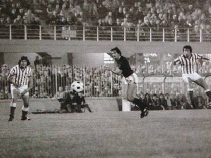 Hugo Cabezas, Capello y López, que marca el 2-1 del Betis en San Siro, en 1977.