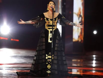 Jonida Maliqi de Albania durante su actuación en Eurovisión 2019.