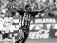 Diego Pablo Simeone con el Atlético de Madrid en 1996.