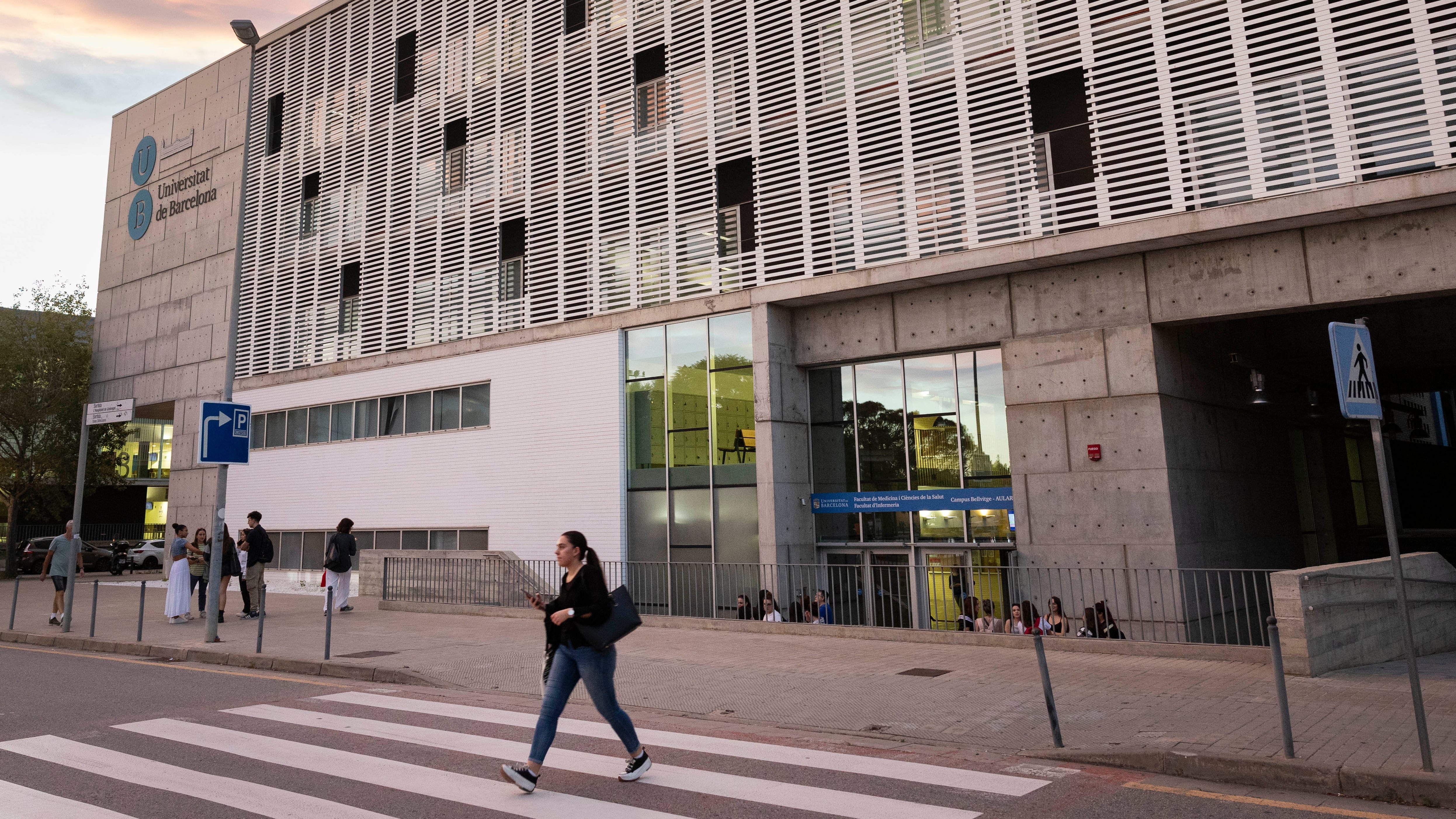 El aumento de plazas no da un respiro al estresante acceso a la carrera de Medicina 