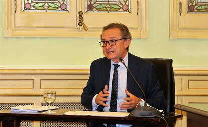 Josep Pomar i Reynés, en una comparecencia en el Parlamento balear, durante su etapa como gerente del hospital Son Espases.