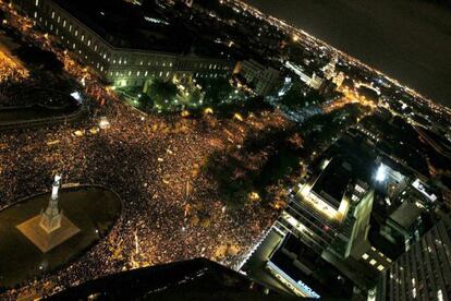 Vista panorámica de la plaza de Colón de Madrid durante la manifestación de la huelga general 14-N.