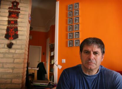 El profesor Chust, en su domicilio de Valencia