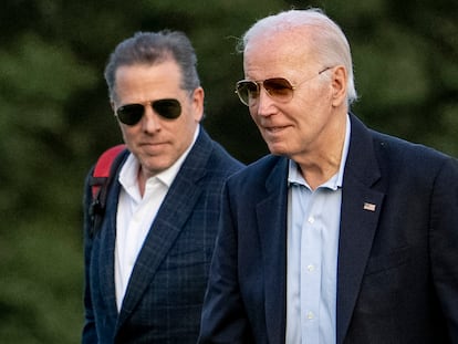 El presidente de Estados Unidos, Joe Biden, con su hijo, Hunter Biden, en junio pasado en Washington.