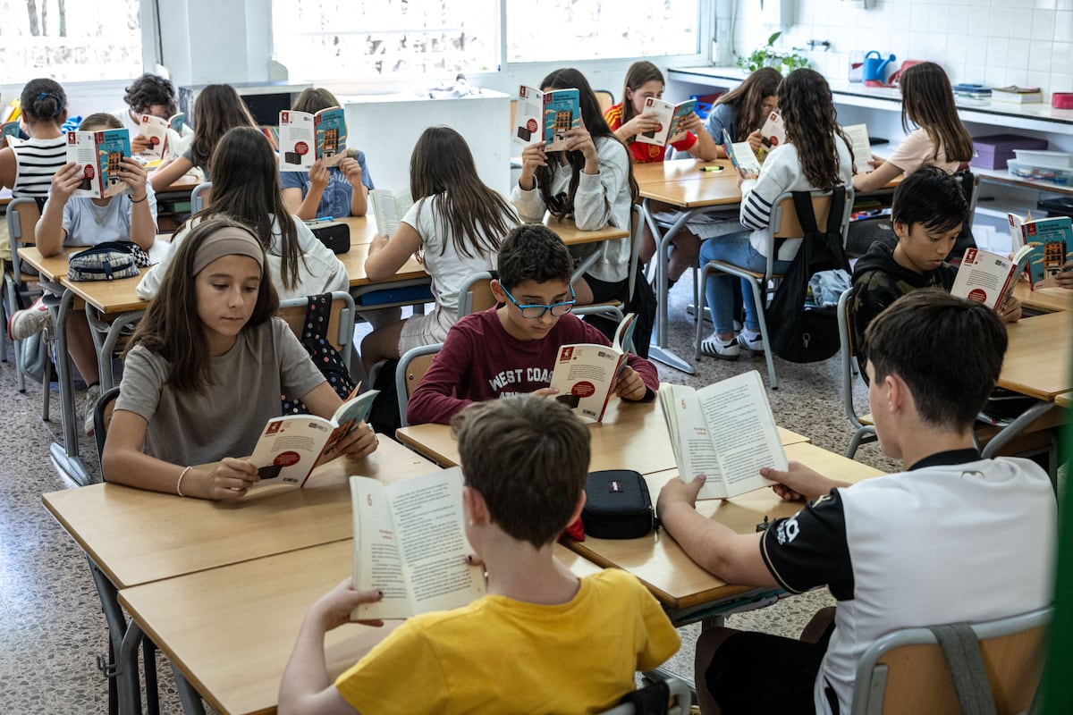 Los alumnos que usan poco la tecnología en el aula llevan medio curso de ventaja a quienes lo hacen todos los días | Educación
