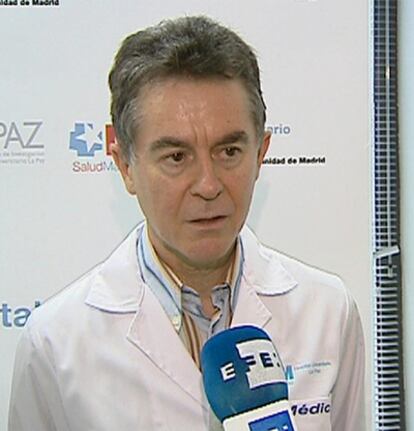 Manuel López Santamaría, el mayor experto en trasplante multivisceral infantil de España, atiende a la prensa para explicar la intervención quirúrgica