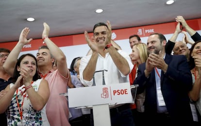 Pedro S&aacute;nchez en Ferraz tras conocer los resultados