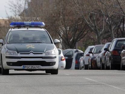 Una patrulla de la Guardia Civil en una imagen de archivo.