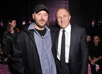 Demna Gvasalia y Francois-Henri Pinault, presidente de Kering.