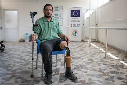 Walid Hadid, refugiado sirio natural de Homs, posaba el 1 de junio en un centro de rehabilitación de Reyhanli, en Turquía.