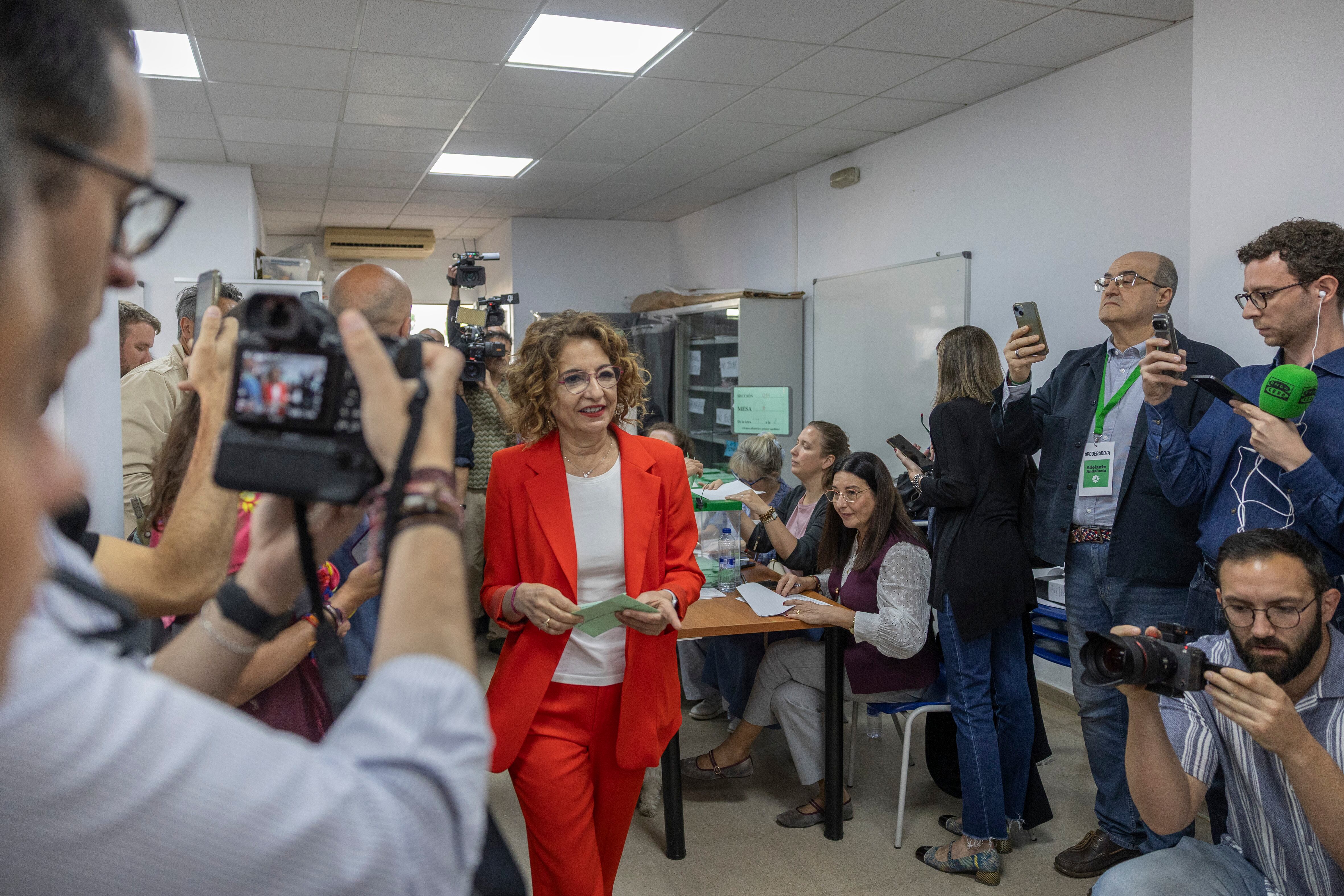 Montero empeora el peor resultado histórico del PSOE en Andalucía