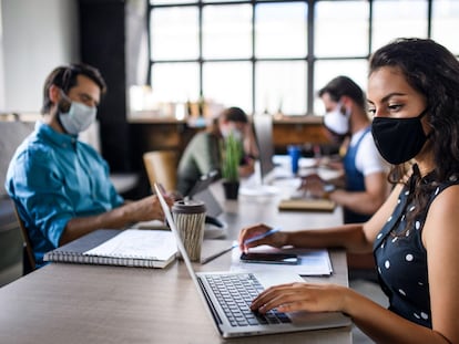 Compromiso y trato justo, lo que más importa en un trabajo