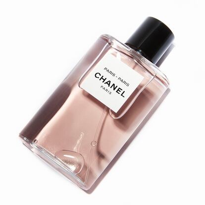 Frasco de Paris-Paris, del nariz Olivier Polge, el nuevo integrante de la colección Les Eaux de CHANEL.