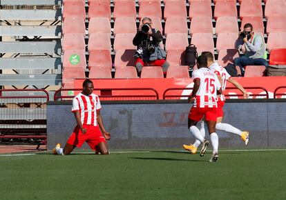 Sadiq celebra un gol ante el Alavés en la Copa.