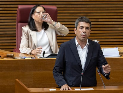 El presidente de la Generalitat Valenciana, Carlos Mazón, este jueves durante el pleno de Les Corts.