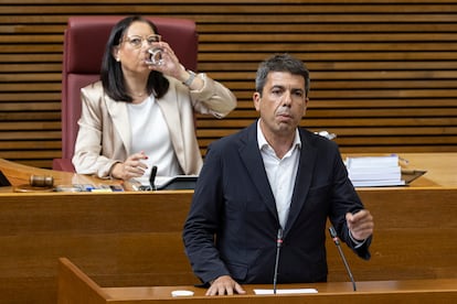 El presidente de la Generalitat Valenciana, Carlos Mazón, en el pleno de Les Corts Valencianes del 11 de julio.