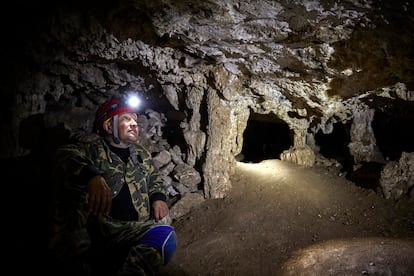 Malalmuerzo cave