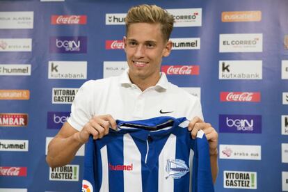 Marcos Llorente, en su presentación con el Alavés.