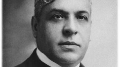 Aristides de Sousa Mendes (1885-1954) fue expulsado del cuerpo diplomático por ayudar a los judíos a escapar de la Francia ocupada 
por los nazis.