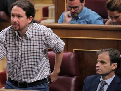 El líder de 'Unidas Podemos', Pablo Iglesias, vota durante el último día del debate de investidura en el Parlamento de Madrid, España, el 25 de julio de 2019. REUTERS/Sergio Pérez/File Photo