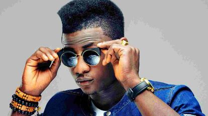 El productor y cantante nigeriano Selebobo nos presenta su último tema junto a Yemi Alade.
