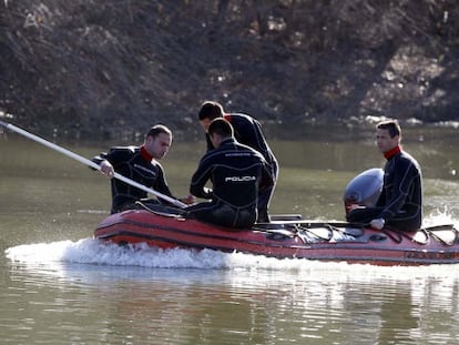 Búsqueda de los niños, Ruth y José, esta mañana en el río Guadalquivir