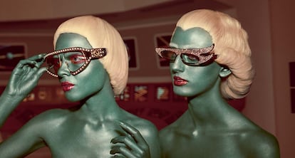 Gucci/ TM & © 2017 CBS Studios Inc. STAR TREK and related marks are properties owned by CBS Studios Inc. All Rights Reserved.