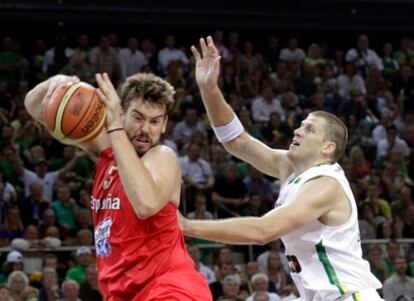 La selección española ha perdido su primer partido amistoso frente a Lituania.