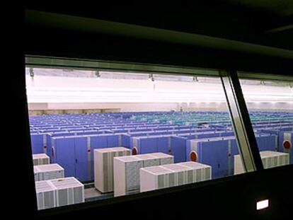 Vista parcial de la supercomputadora Earth Simulator, en Japón.