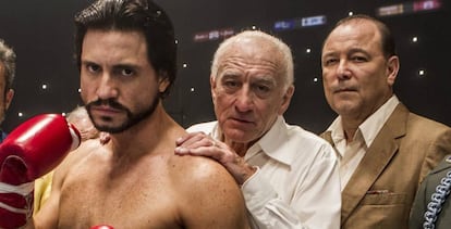 Imagen de la película 'Hand of stone', con Édgar Ramírez, Robert de Niro y Rubén Blades.