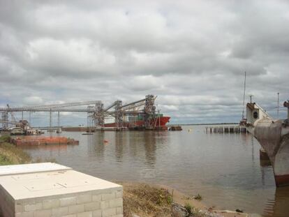 Porto uruguaio de Nova Palmira.